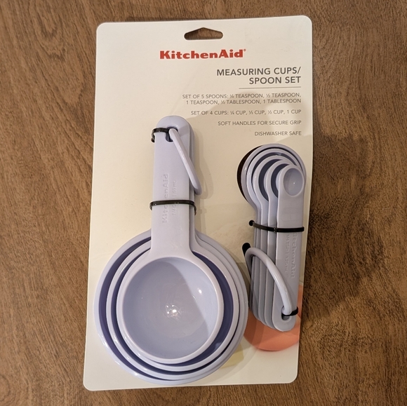 Lavender Purple KitchenAid Measuring Cups And Spoons - Picture 1 of 1